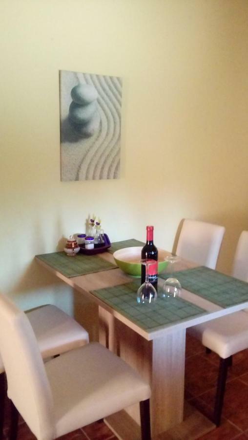 Raj Muraj Ferienappartement Kornić エクステリア 写真